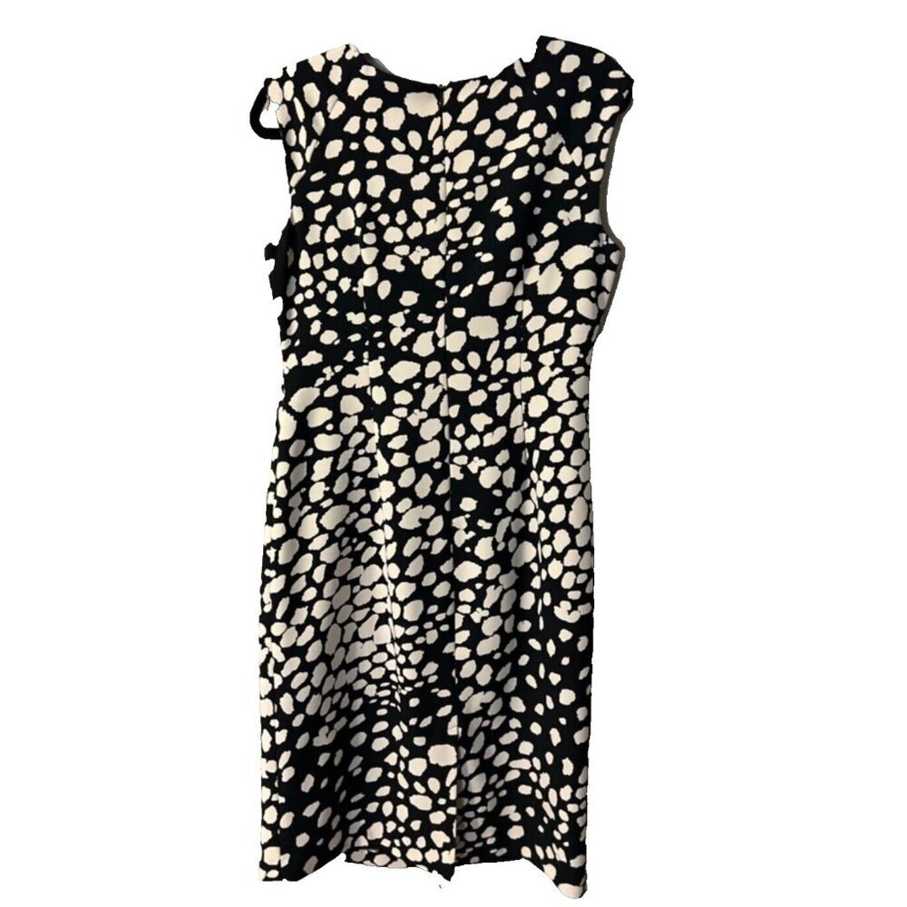 Adrianna Papell Black Cream Dress 10 Stretch Sheath Sleeveless Career Church - Picture 7 of 7